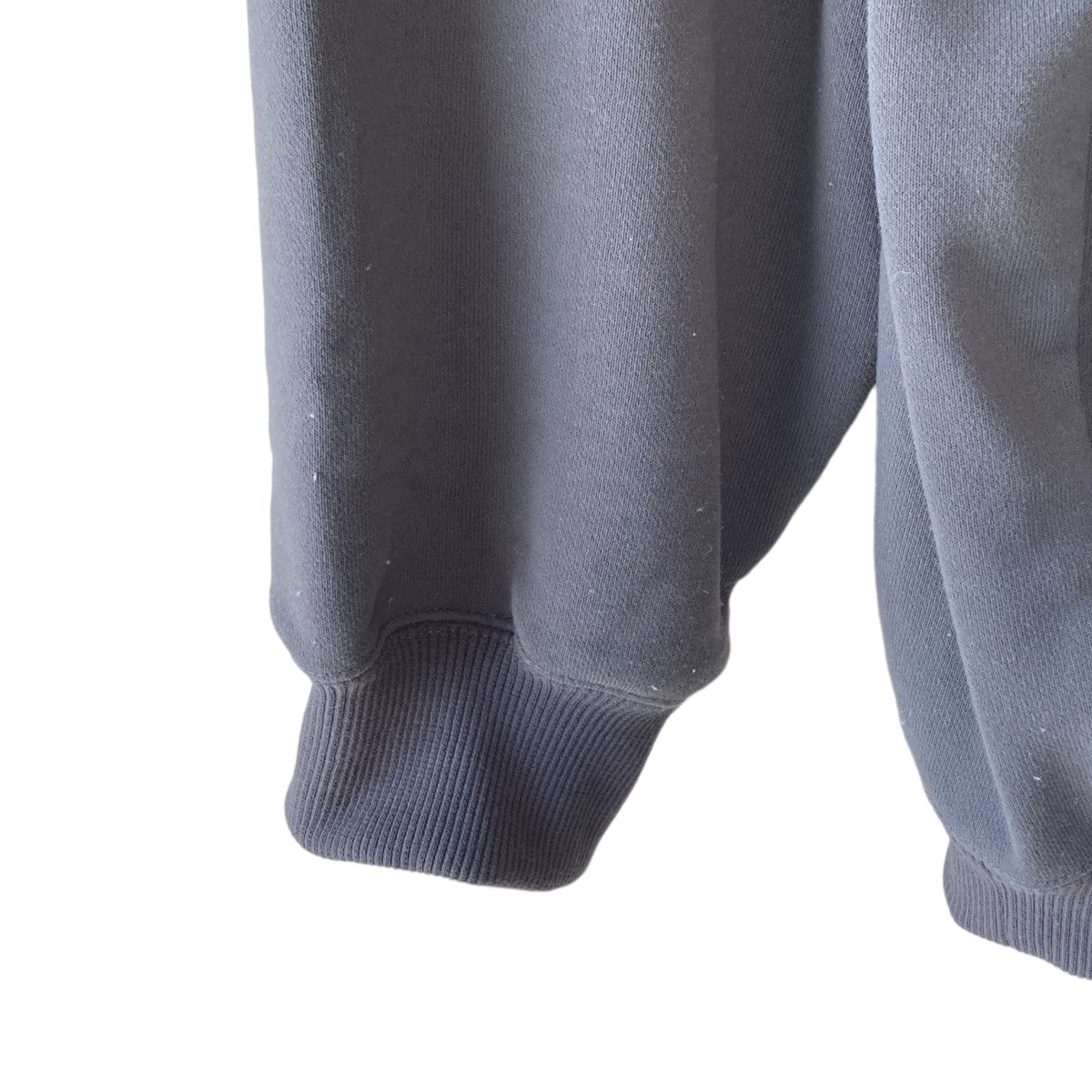 クーティーの23AW Dry Tech Sweat Half Zip Pullover ハーフジップスウェットトレーナーです。 COOTIE トップス 古着・中古アイテム