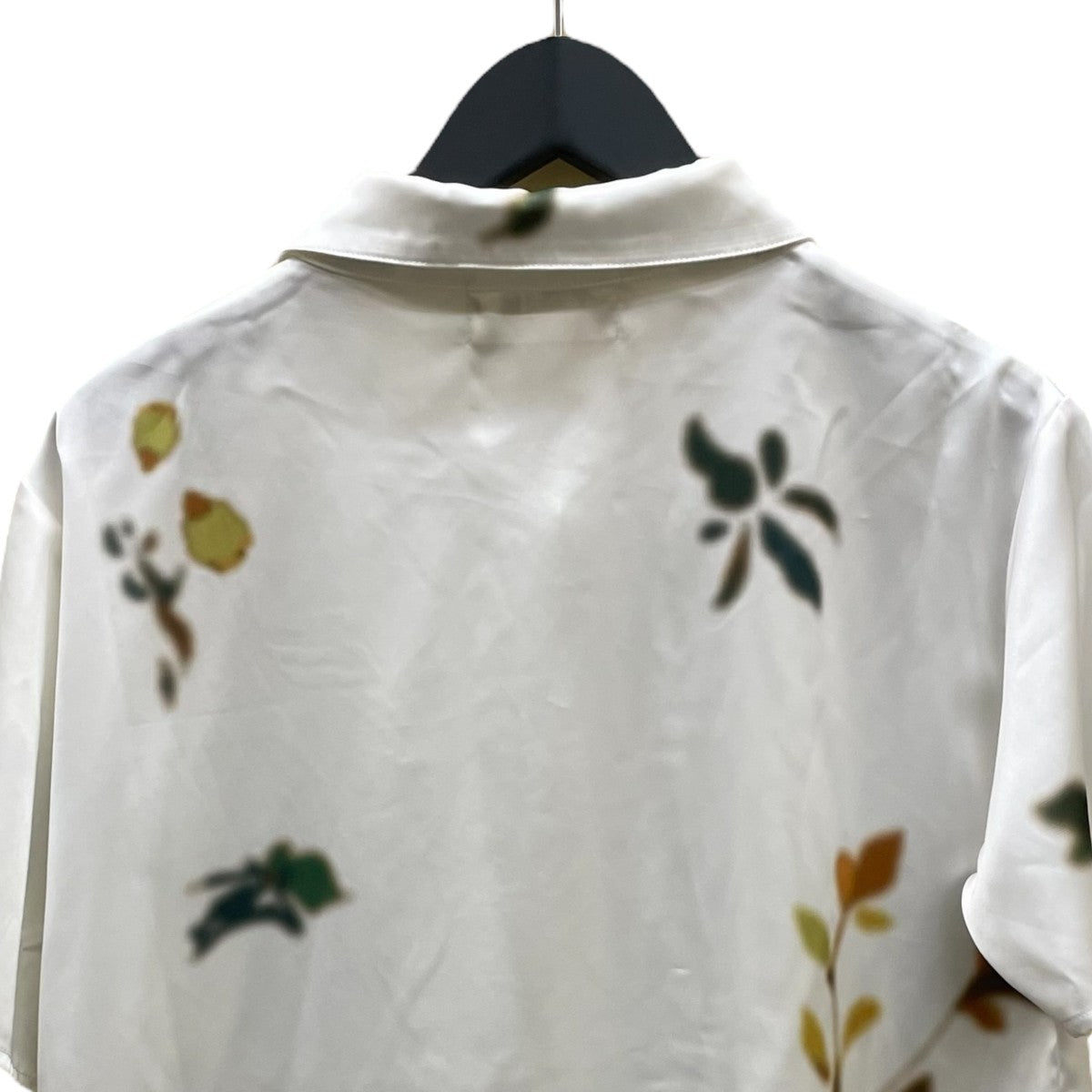 サテン半袖シャツVD212SH0402