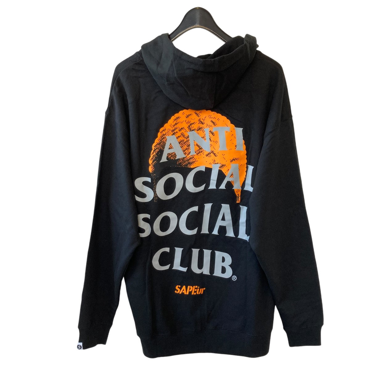 SAPEur×ANTI SOCIAL SOCIAL CLUB プルオーバーパーカーA0022-280 A0022-280 ブラック、オレンジ サイズ  XL｜【公式】カインドオルオンライン ブランド古着・中古通販【kindal】