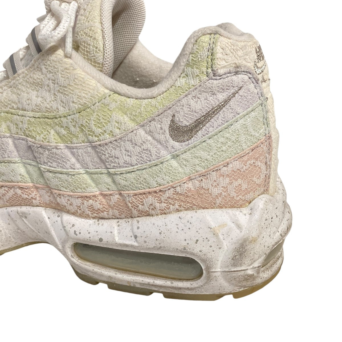 NIKE(ナイキ) WMNS AIR MAX 95 PRM エアマックス 95 プレミアムスニーカーCU9454-194 CU9454-194  ホワイト、アイボリー、グリーン、ピンク サイズ 27.5cm｜【公式】カインドオルオンライン ブランド古着・中古通販【kindal】