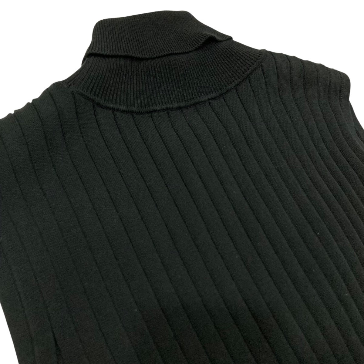 【美品】ドゥーズィエムクラス ニット ノースリーブ ベスト　ブラック Deuxieme Classe ニット セーター shake code Vネック ベスト
