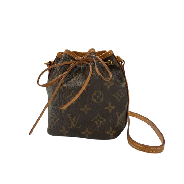 LOUIS VUITTON(ルイヴィトン) ナノノエモノグラムショルダーバッグ