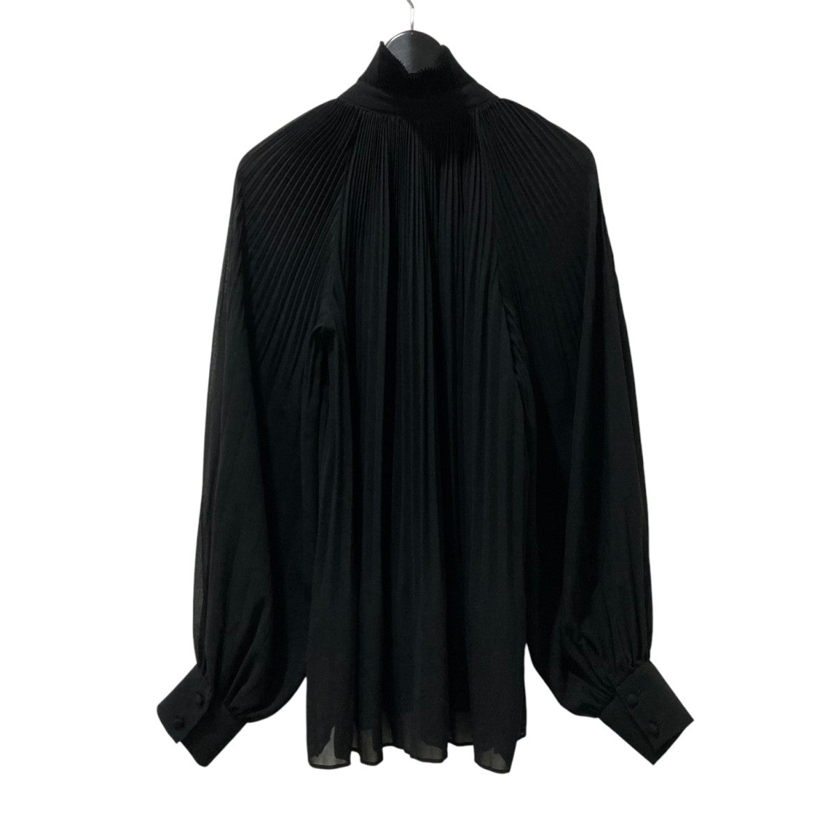 リュンヌ　LUNE ブラックタイプリーツブラウス CATEGORY PLEATS（プリーツ） | L'UNE