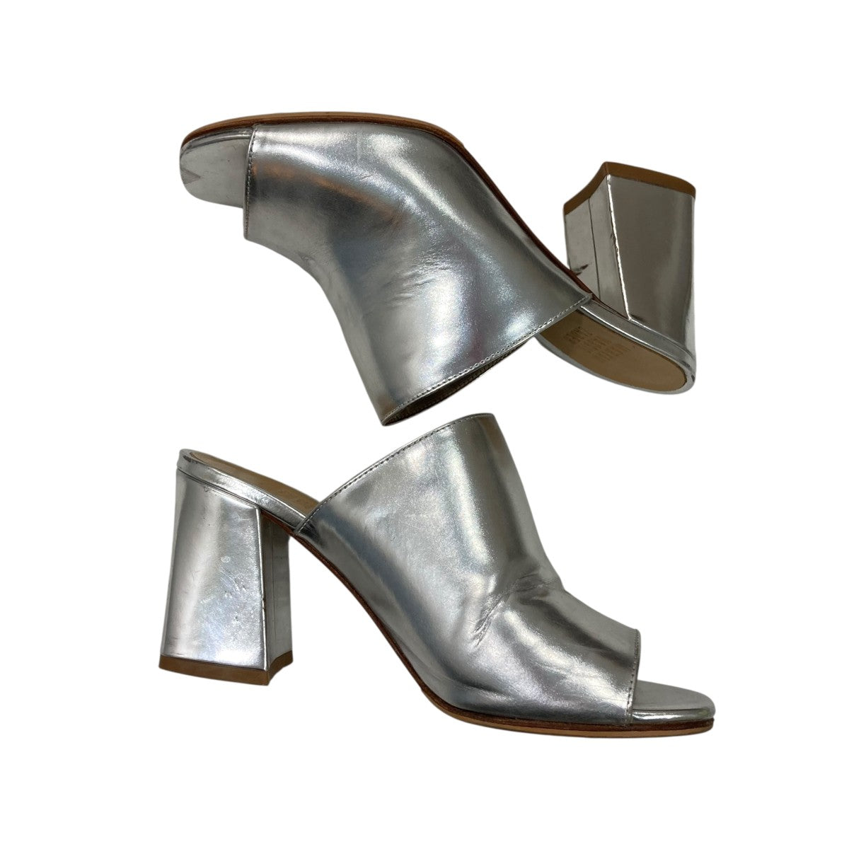【MAGDA BUTRYM】海外セレブ愛用◎ フラットミュール Magda Butrym Wedge Sandal in Zebra | FWRD