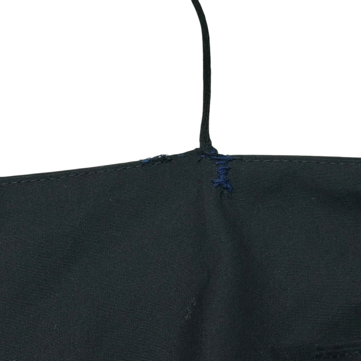 セシリーバンセン Cecilie Bahnsen FALLON TOP オフショルダーブラウス 01．22-RTW0074 ブラック サイズ：UK 1 Cecilie Bahnsen(セシリーバンセン) FALLON TOPオフショルダー