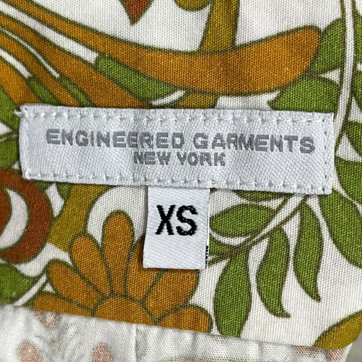 フラワープリント ボタンダウンシャツ