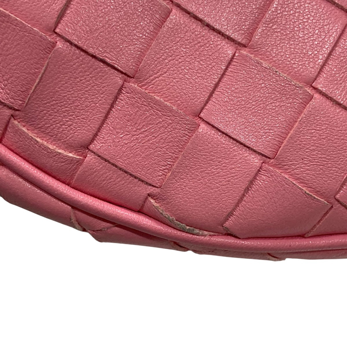 BOTTEGA VENETA ショルダーバッグ　ピンク　レザー ボッテガヴェネタ マキシイントレチャート パデッドカセット