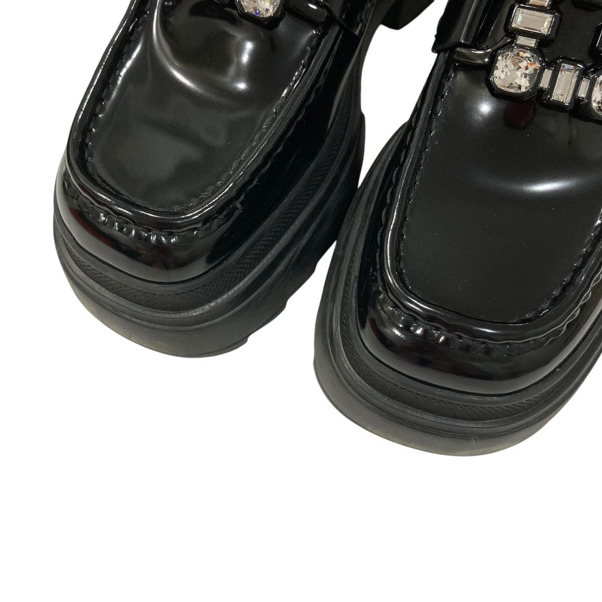 Roger Vivier(ロジェ ヴィヴィエ) WALLAVIVビジューローファー