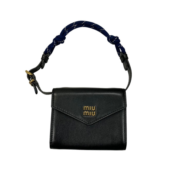 MIU MIU(ミュウミュウ) コインケース ブラック×ネイビー｜【公式