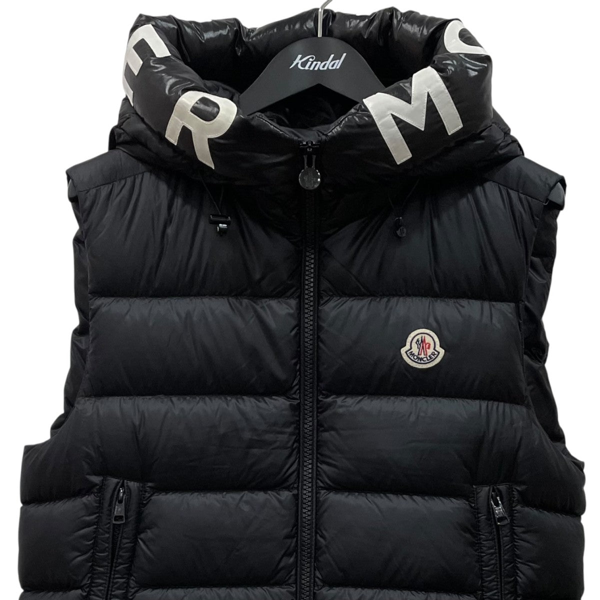 MONCLER(モンクレール) MONTREUIL GILETダウンベストG20911A00016