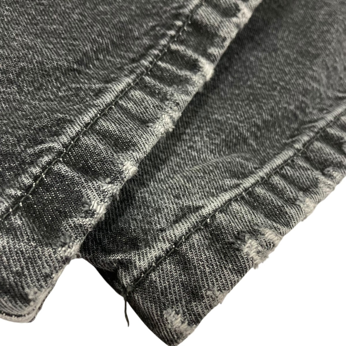 MARC JACOBS 2025SS チャーム付きオーバーサイズワイドデニムパンツ 2S5RBT003D02-011 古着・中古-6枚目のアイテム画像