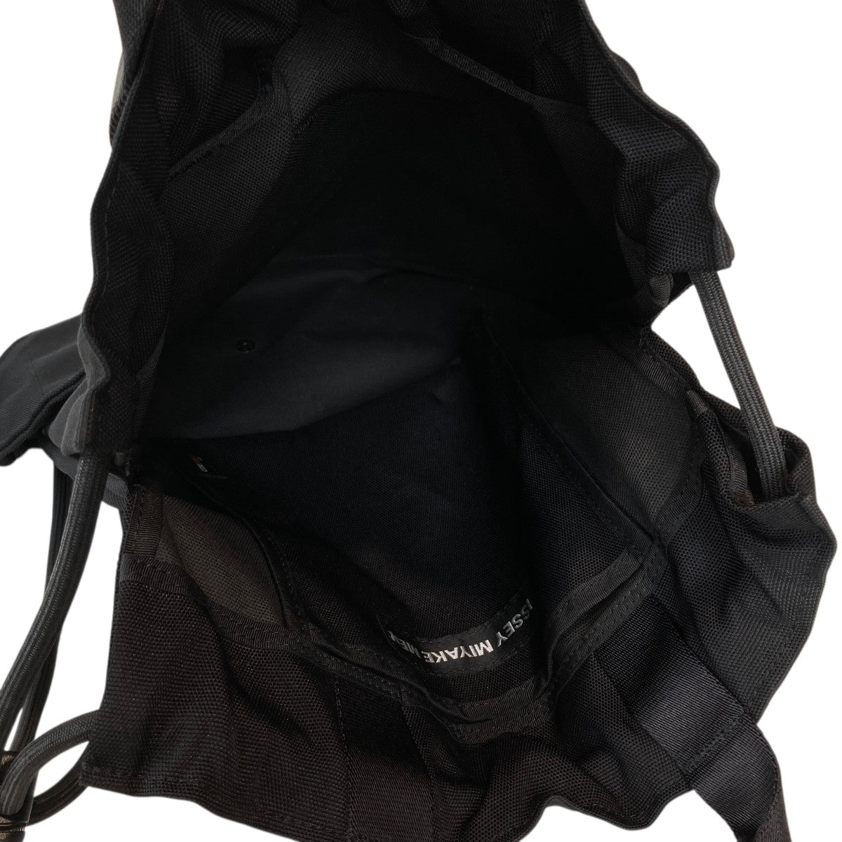 ISSEY MIYAKE MEN(イッセイミヤケ) KINCHUKU2WAYバッグ