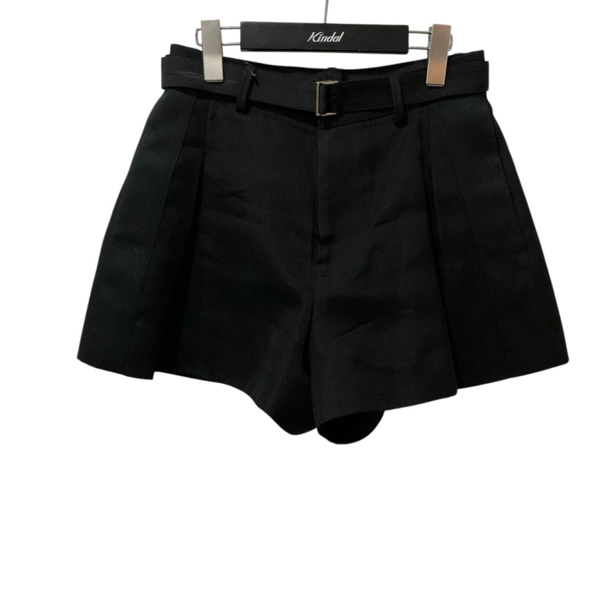 【関税・送料込】sacai ベルト付きテーラードショートパンツ Sacai Suiting ショートパンツ | ニュートラル | FARFETCH JP
