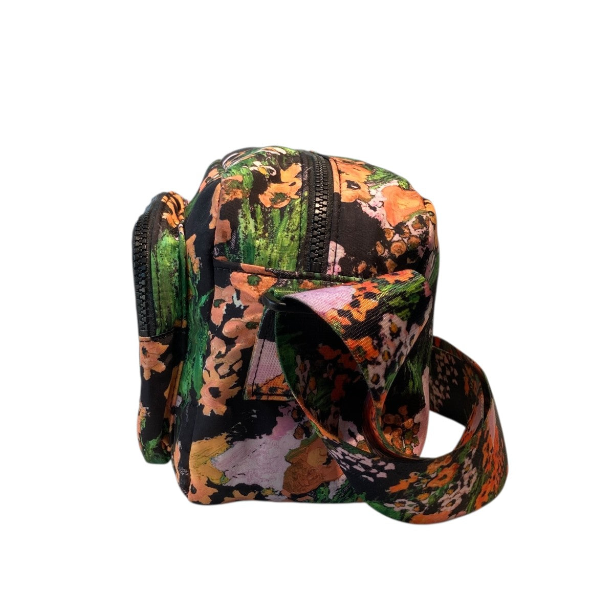 Black Lotta Shoulder Bagショルダーバッグ222905F048003