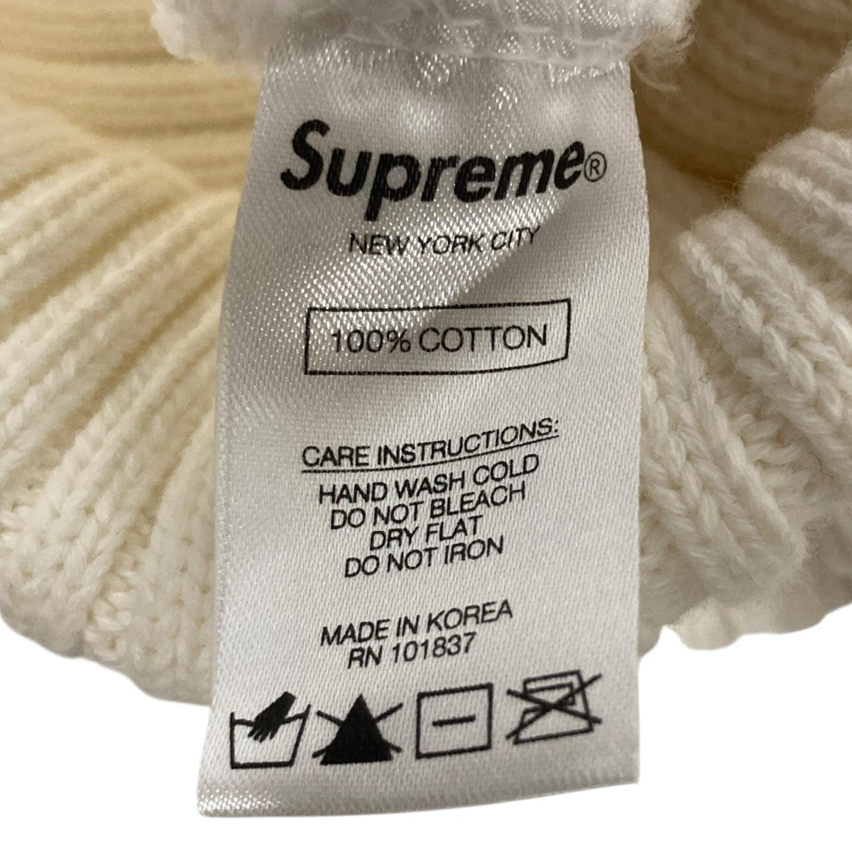 SMALL BOX LOGO BEANIEニットキャップ