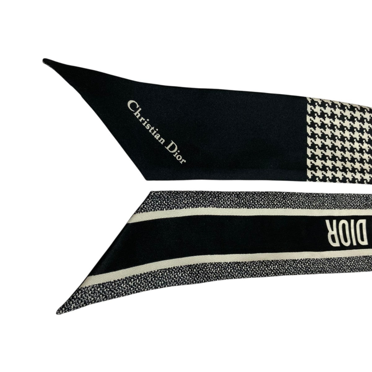 Christian Dior(クリスチャンディオール) ツィリー15MON106I601