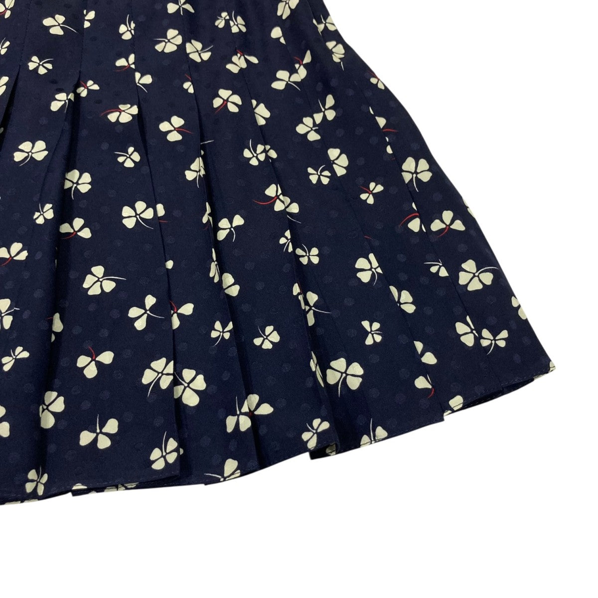 PRADA(プラダ) 花柄プリーツミニスカートP142J P142J ネイビー