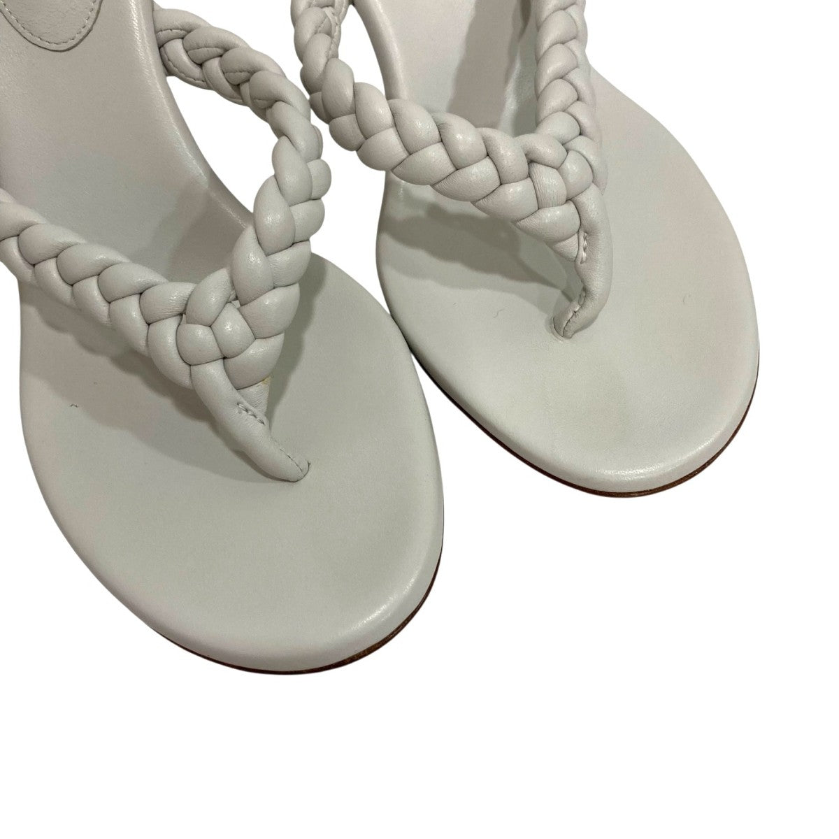 Gianvito Rossi(ジャンヴィトロッシ) ヒールサンダル ホワイト