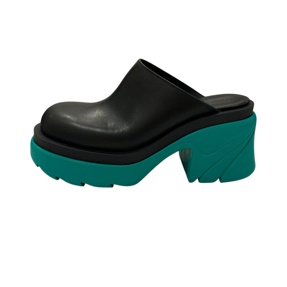 BOTTEGA VENETA⭐︎フラッシュレザークロッグサンダル黒緑24cm BOTTEGA VENETA(ボッテガヴェネタ) フラッシュレザークロッグサンダル