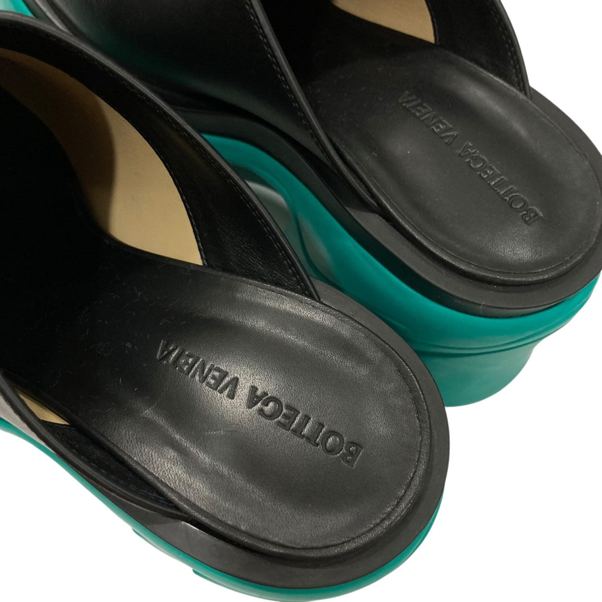 BOTTEGA VENETA⭐︎フラッシュレザークロッグサンダル黒緑24cm BOTTEGA VENETA(ボッテガヴェネタ) フラッシュレザークロッグ