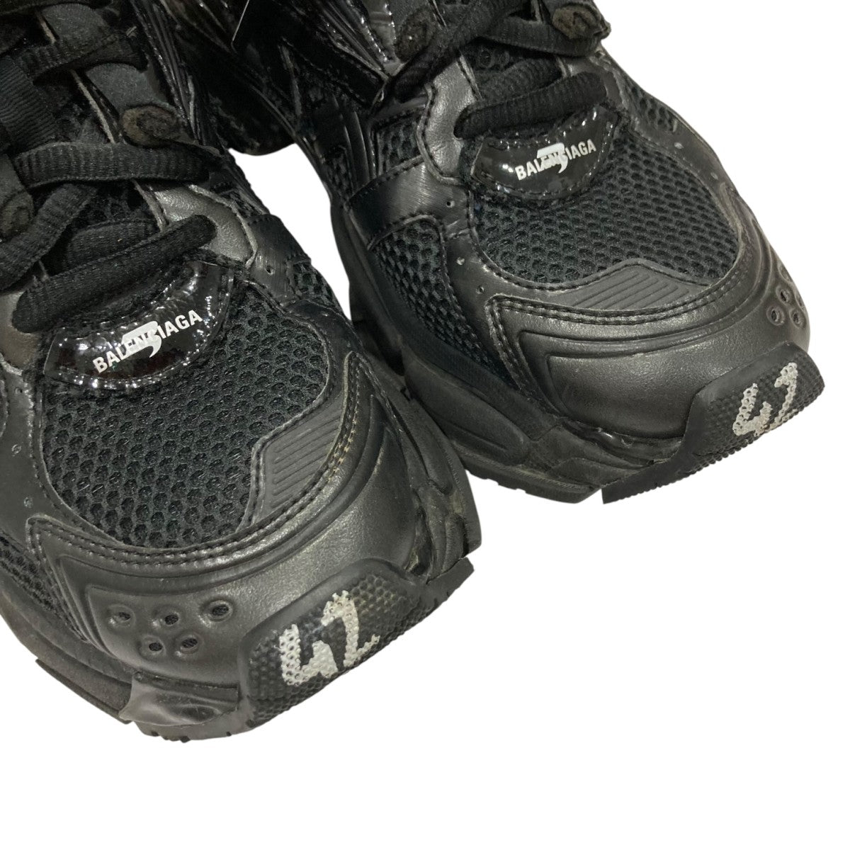 BALENCIAGA ブラック トレイルランニングシューズ 8004001554595_1.jpg?v=