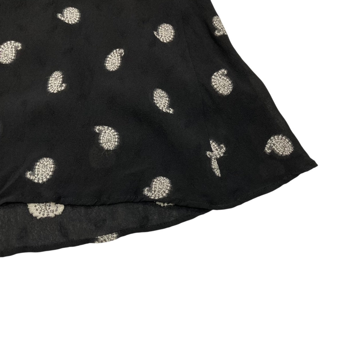 mame kurogouchi(マメクロゴウチ) Paisley Jacquard Classic