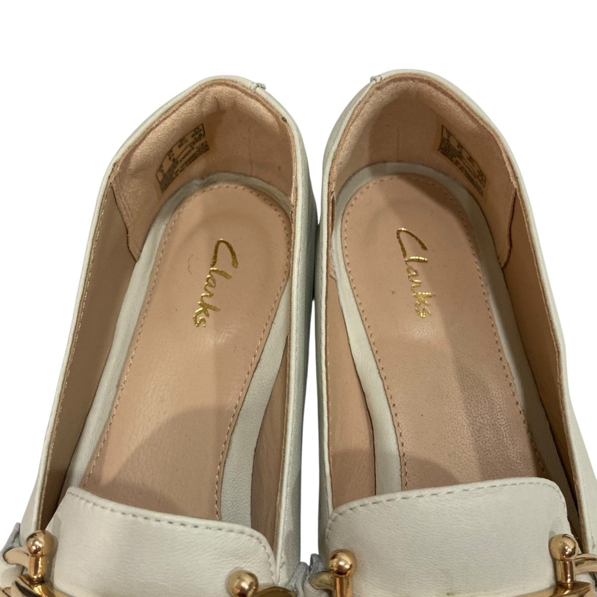 CLARKS オリジナルズ ベージュローファー クラークス オリジナルズの定番 ワラビーをローファー化させた