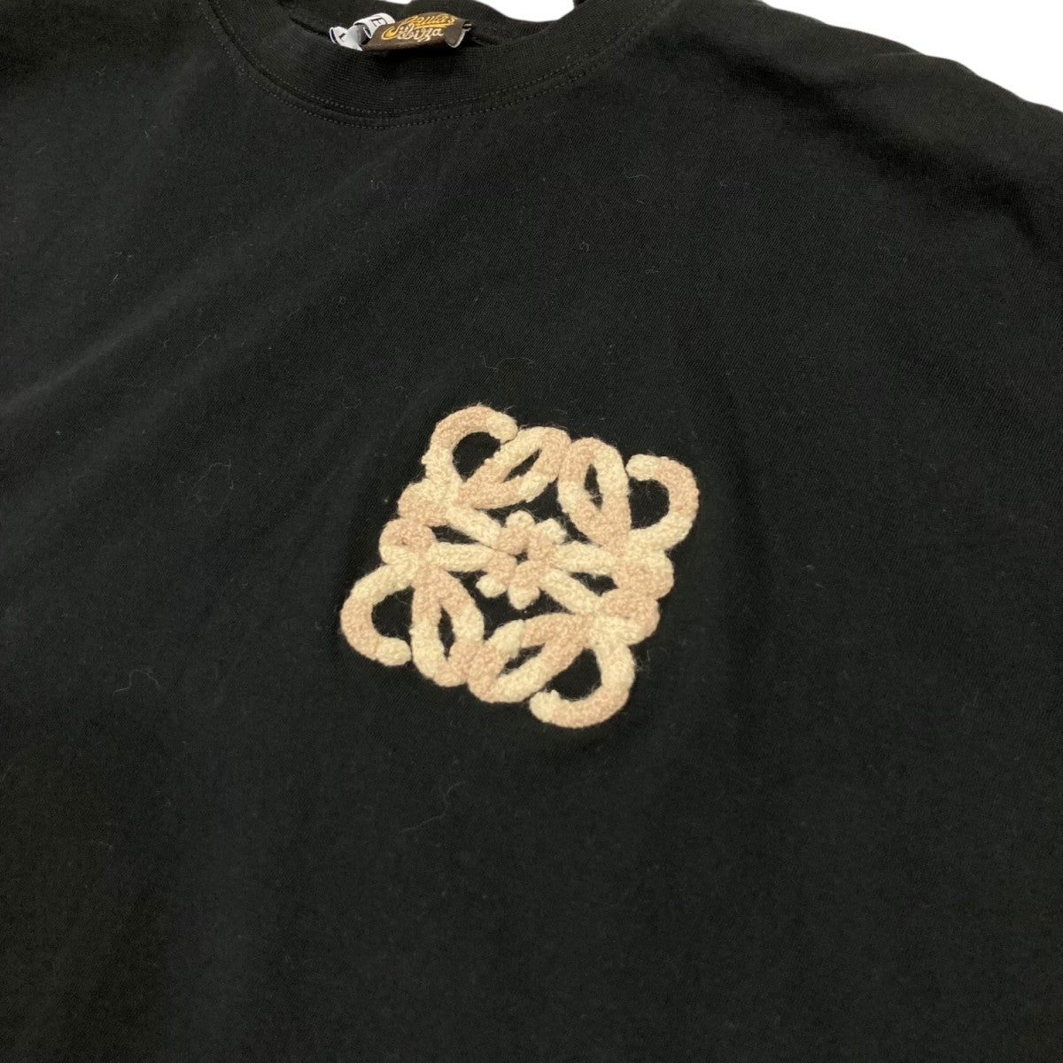 【直営店買付】ロエベ☆ボクシーフィット Tシャツ☆S616Y22X59 トレンド感たっぷりロエベ ボクシーフィット ロゴ Tシャツ