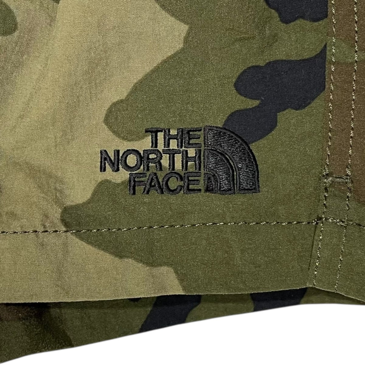 THE NORTH FACE(ザノースフェイス) カモフラ柄ナイロンイージー