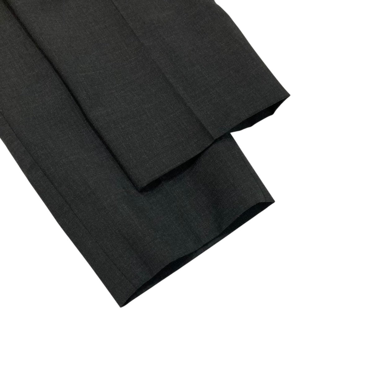 PRADA 黒スラックス 神シルエット