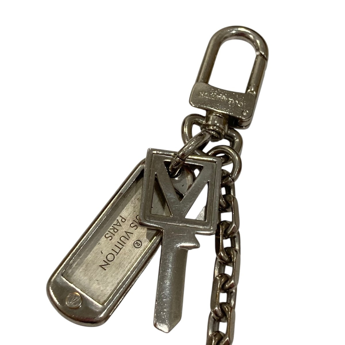 LOUIS VUITTON ポルトクレ シェンヌ Vスクエア キーチェーン 楽天市場】LOUIS VUITTON ルイ ヴィトン ポルトクレ シェンヌ V