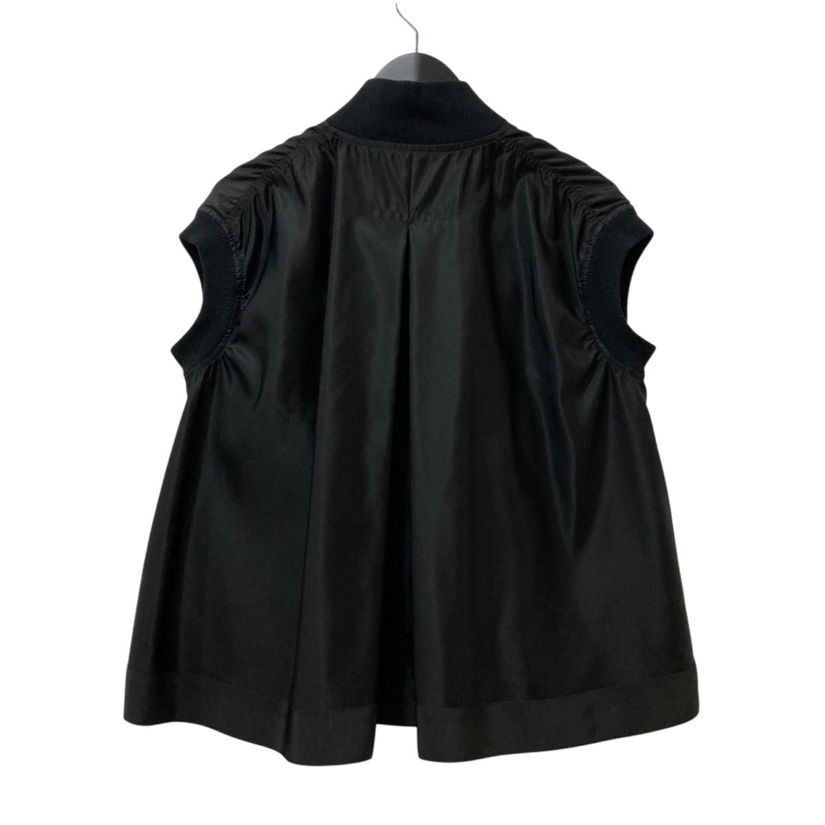 格安！整理のため出品！新品　SACAI ブラック メッシュ ベスト sacai(サカイ) ボンバーベストSCW-002 SCW-002 ブラック サイズ