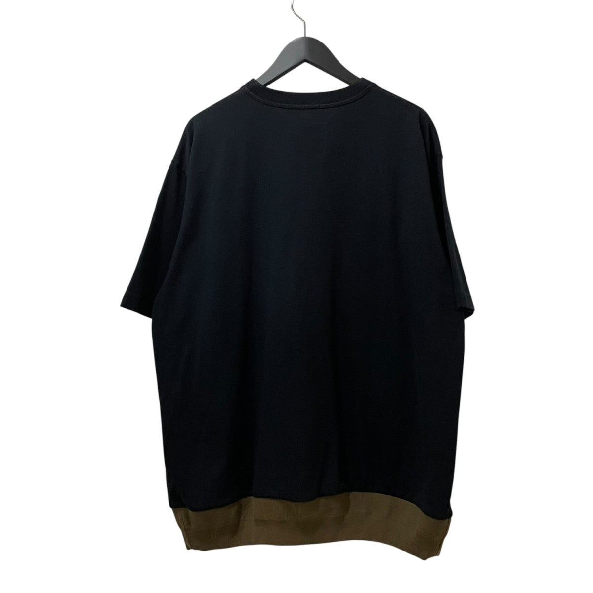 美品 sacai サカイ 半袖カットソー ブラック sacai（Tシャツ/カットソー(半袖/袖なし)）のフリマアイテム一覧