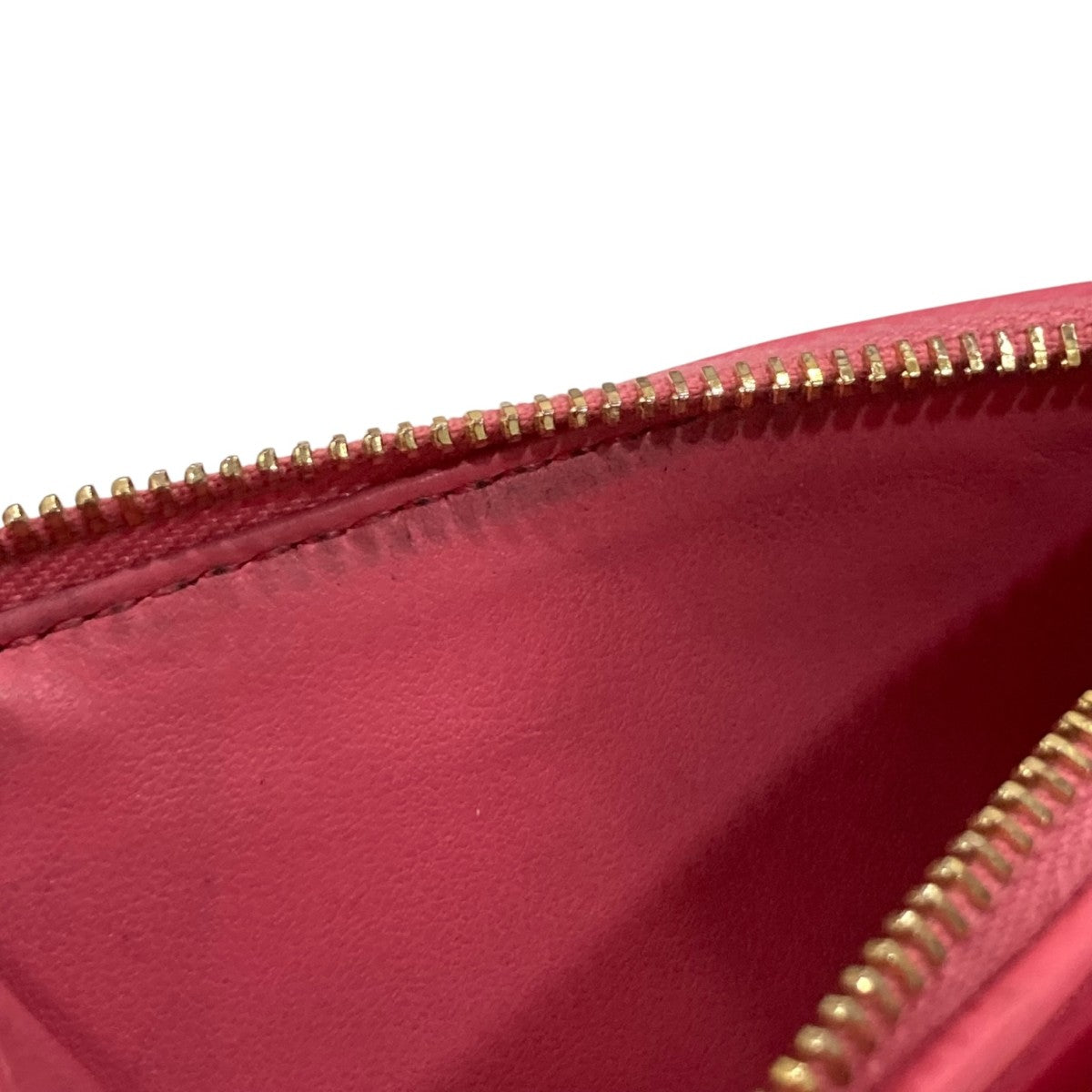 BOTTEGA VENETAカセット スモール 二つ折りウォレット　ピンク BOTTEGA VENETA(ボッテガヴェネタ) カセット スモール二つ折り