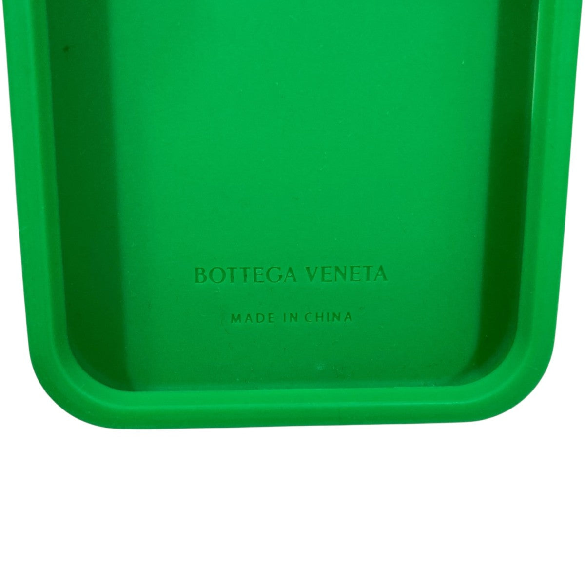 BOTTEGA VENETA(ボッテガヴェネタ) イントレチャートiPhone
