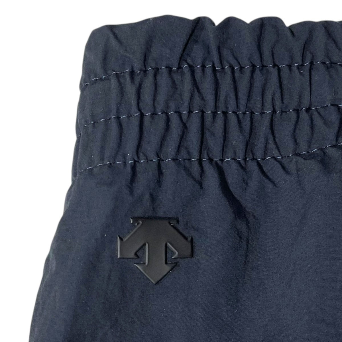 DESCENTE PAUSE ナイロンイージーショートパンツ SLIT SHORTS スリットショーツ DUI7703P 古着・中古-3枚目のアイテム画像