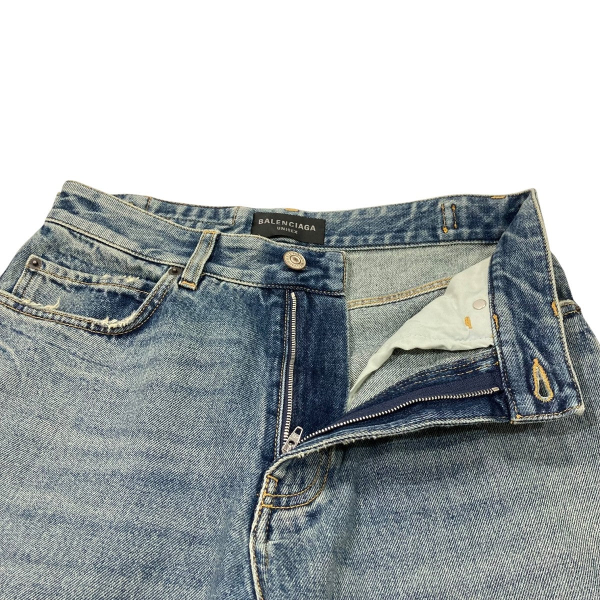 【美品】BALENCIAGA　ロカビリー デニムパンツ　クロップド　大きいサイズ 美品】BALENCIAGA ロカビリー デニムパンツ クロップド 大きい