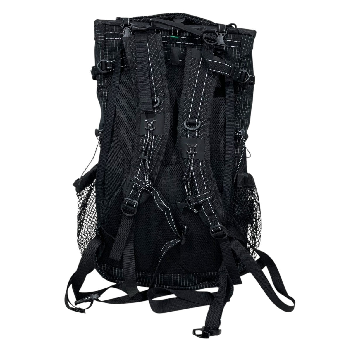 and wander(アンドワンダー) バックパック reflective rip 30L