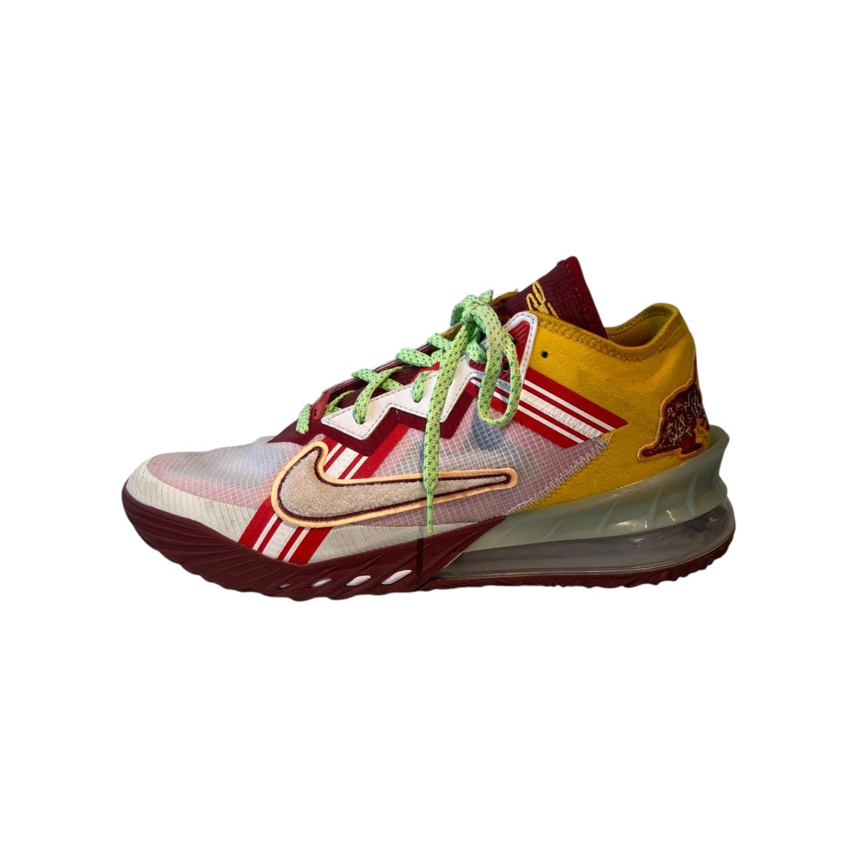 LEBRON 18 LOWスニーカーCV7562-102