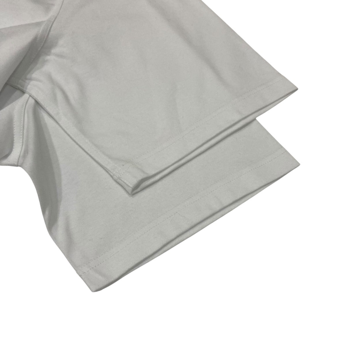 エルメス2025SS レザーパッチTシャツ Mサイズ白 エルメス2025SS レザーパッチTシャツ Mサイズ白 - メルカリ