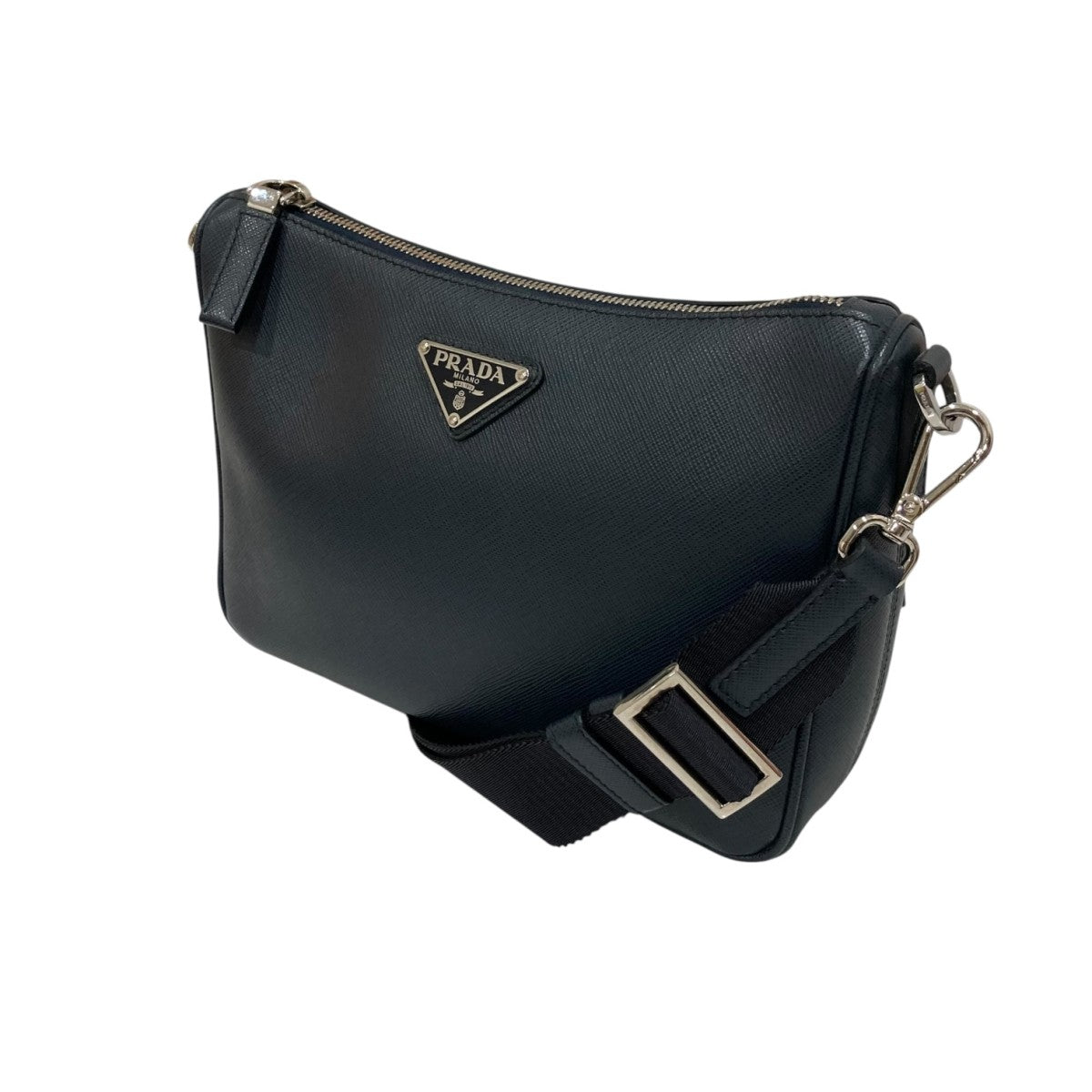 【オリーブ@あんしん鑑定つけられます】専用PRADA レザー ショルダーバッグ黒 オリーブ@あんしん鑑定つけられます】専用PRADA レザー