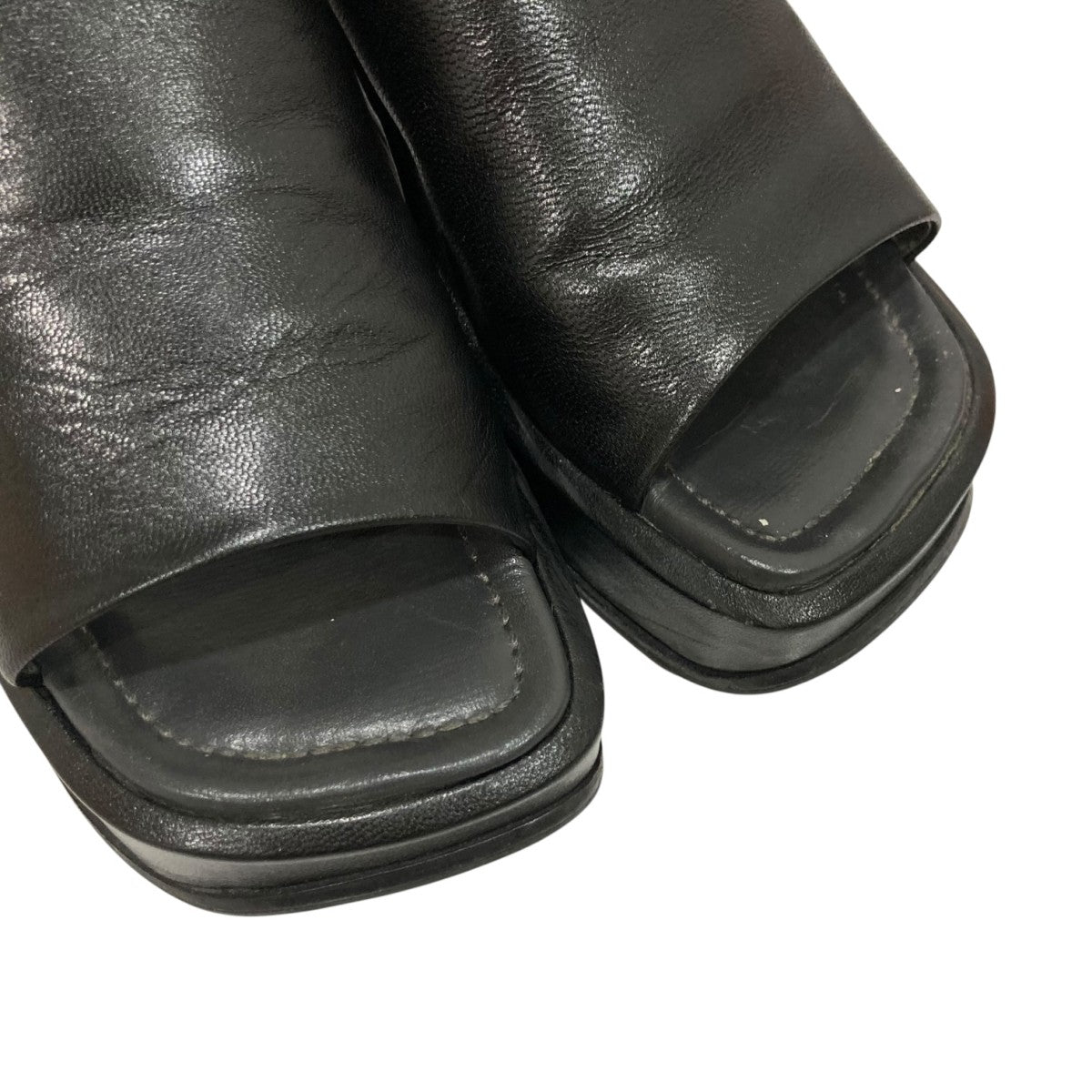 未使用新品 UNTISHOLD ブラックレザーウェッジヒール ALL｜UNTISHOLD | アンチショルドの公式オンラインストア