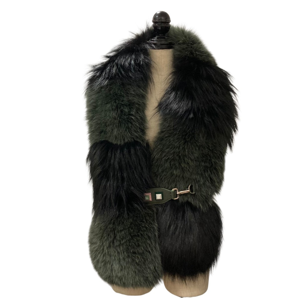 FENDI(フェンディ) FOX FUR ストールFNG408 714 F01ID FNG408 714
