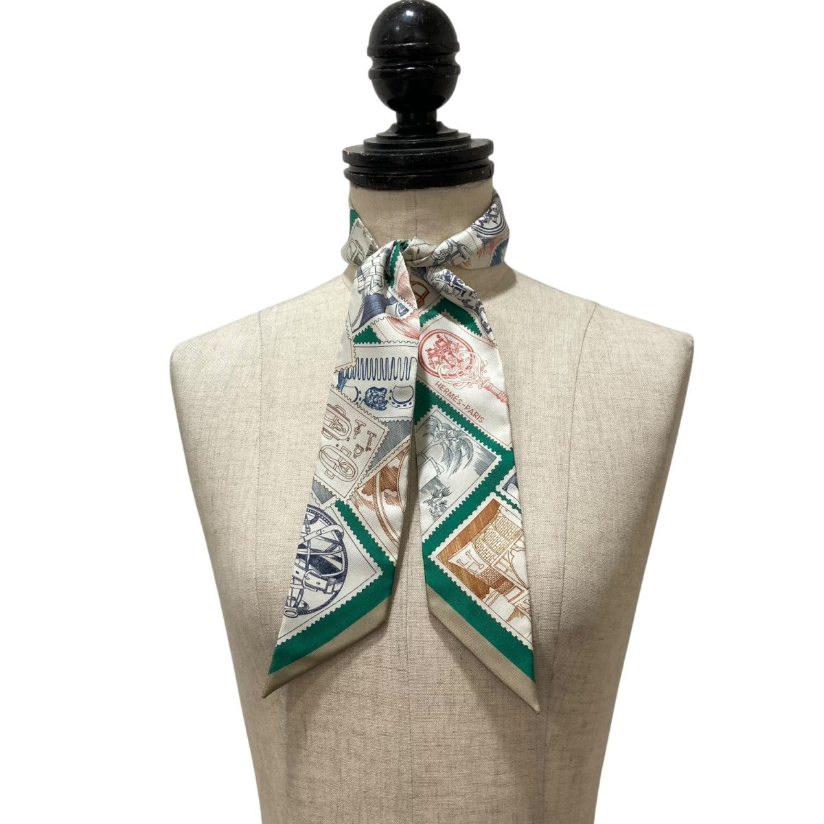 HERMES(エルメス) 2025AW Twilly 《フォーブルの切手愛好家》 グリーン