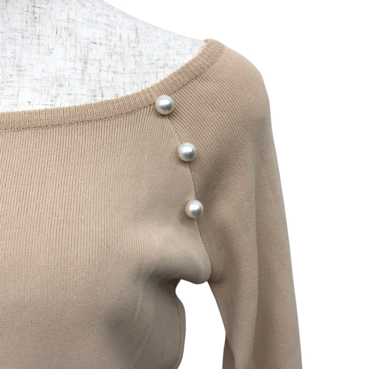 PEARL OFF SHOULDER TOPセーターBD2411-1B-24