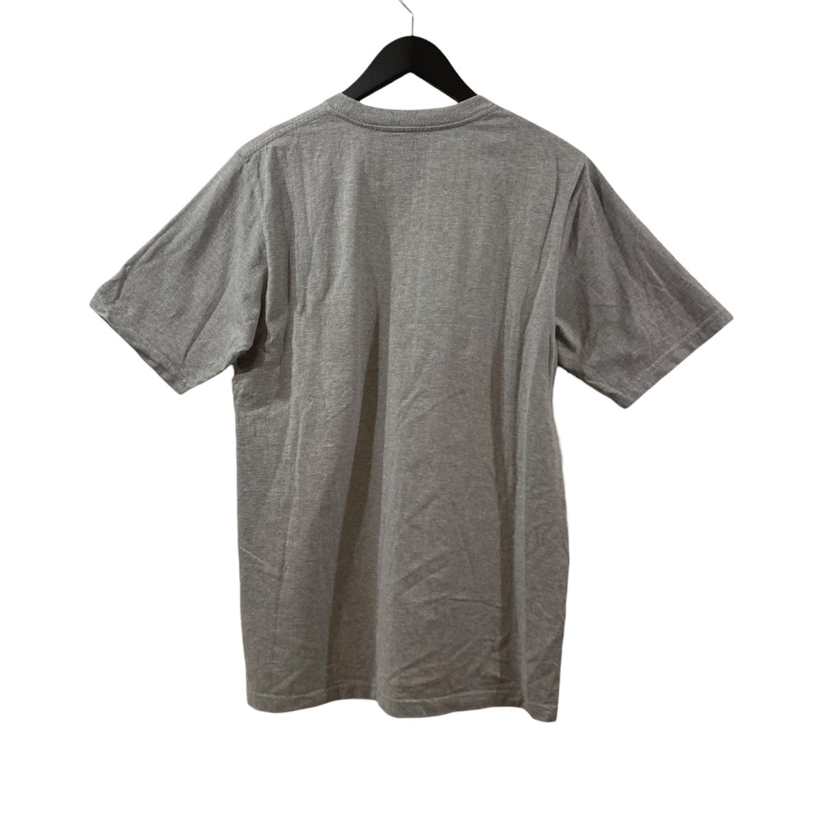 UネックTシャツ