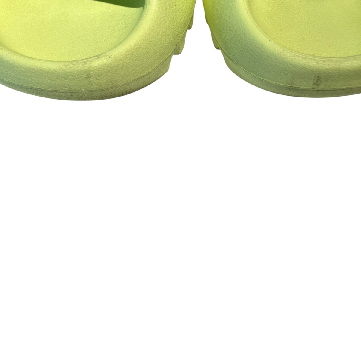 YEEZY SIDE GLOW GREENサンダルHQ6447