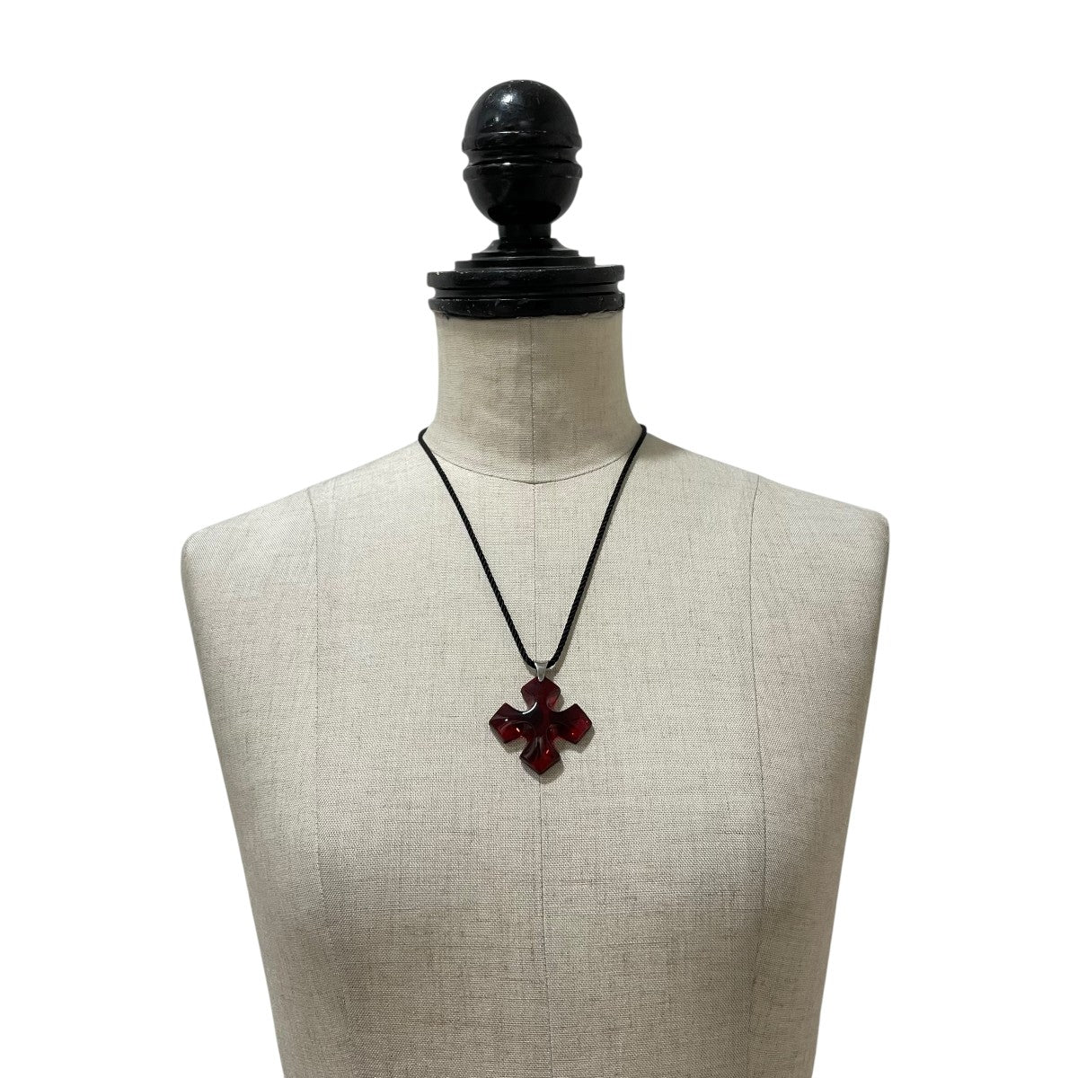 Baccarat バカラ オクシタンクロス ペンダント ネックレス Baccarat（バカラ） オクシタン クロスペンダント SV レッド