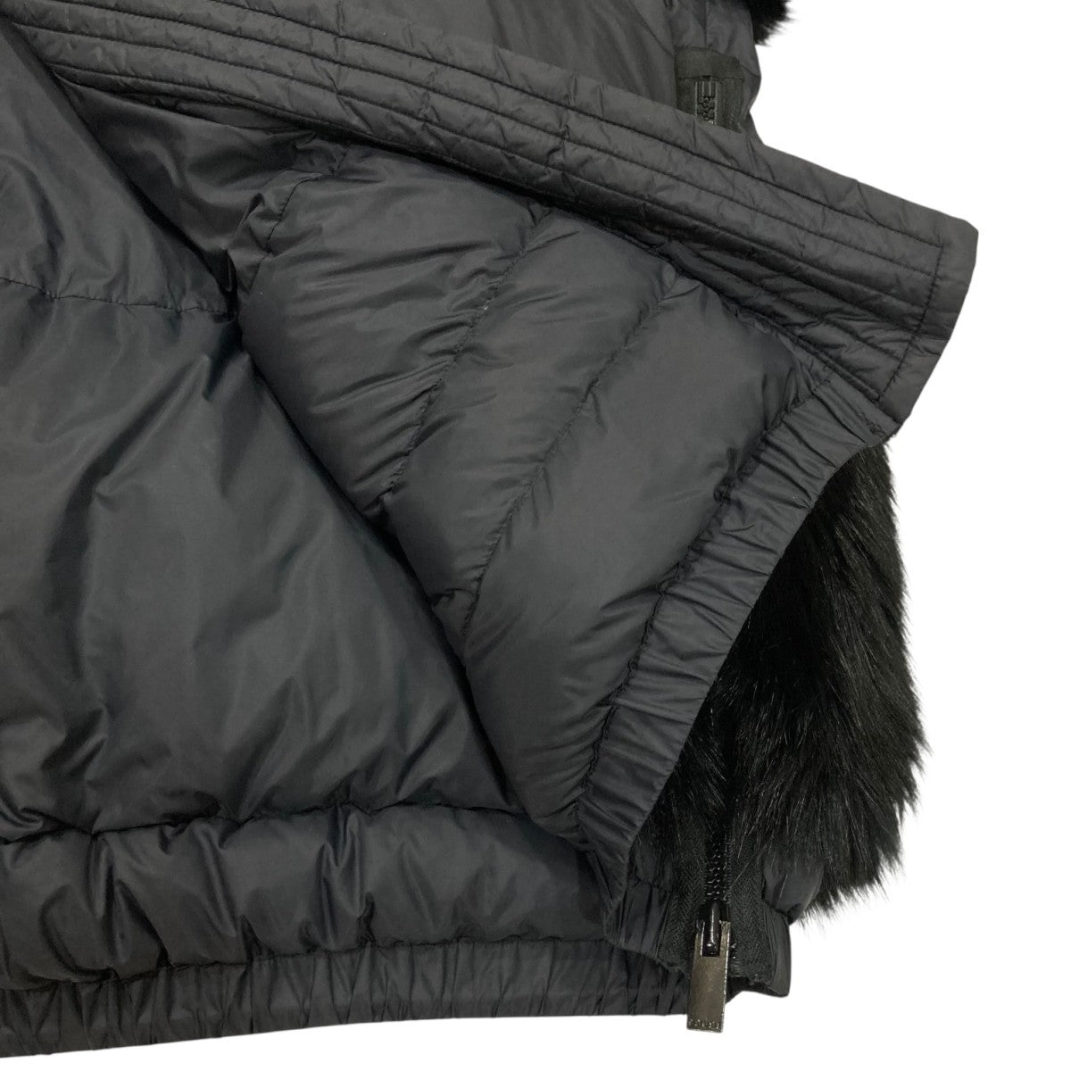 sacai×NIKE ダウンジャケットCT3267-010 CT3267-010 ブラック サイズ