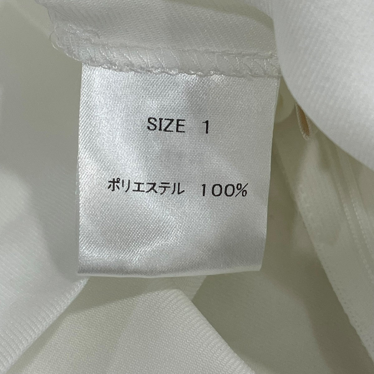 半袖ブラウス